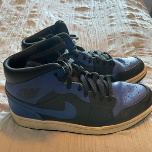 Air Jordan’s size 10